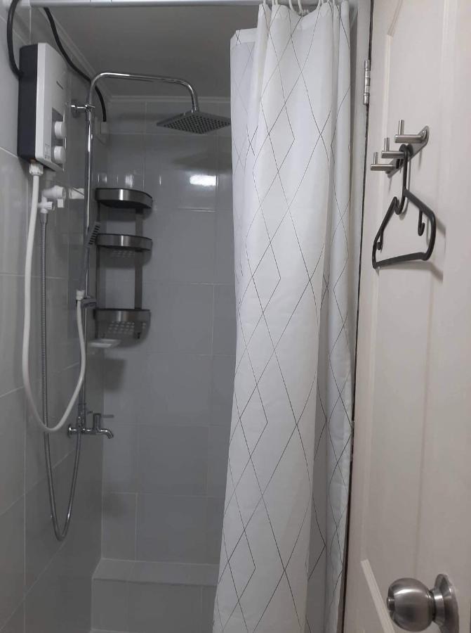 Lovely 2 Bedroom Condo With Free Secured Parking Manila Luaran gambar